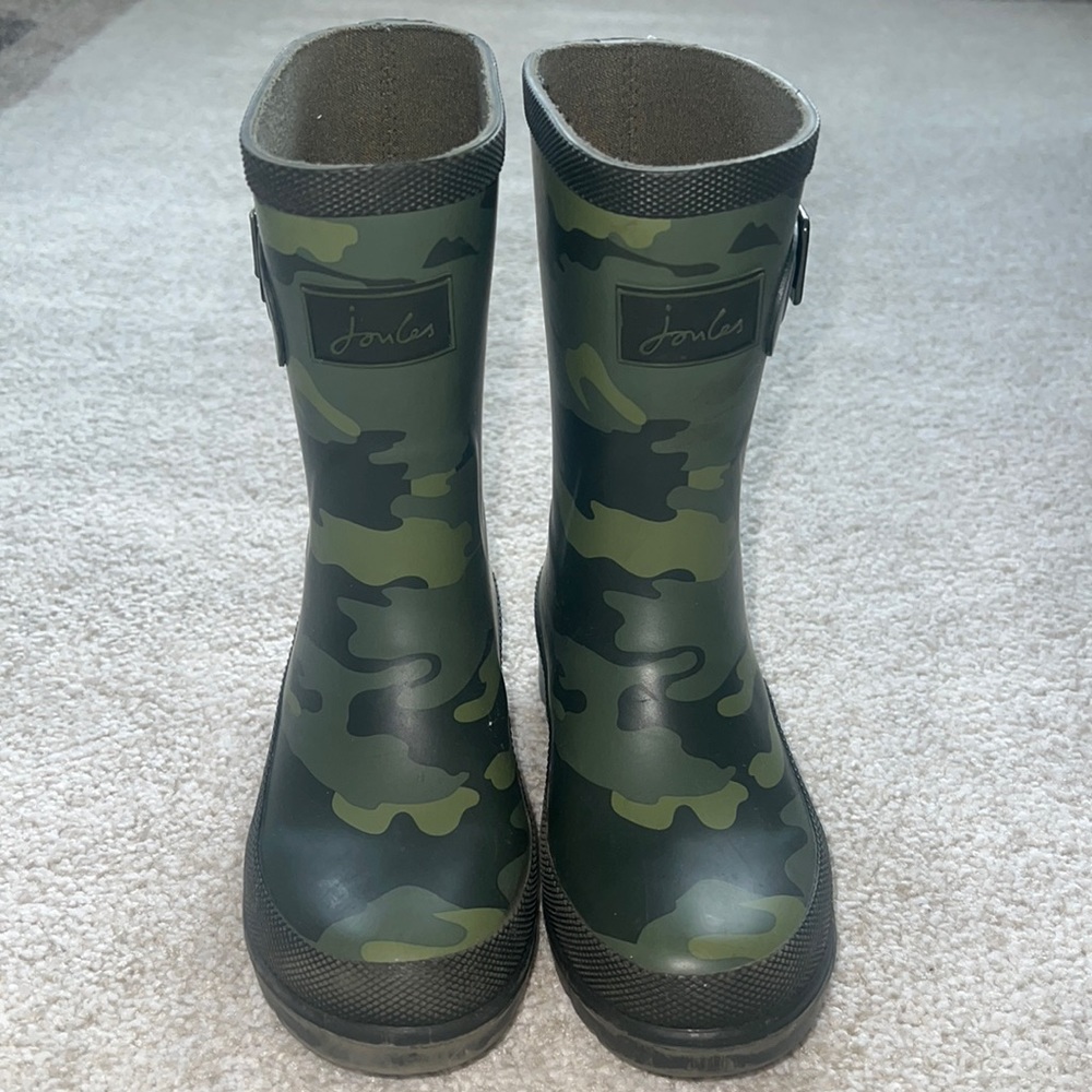Boys rain boots
